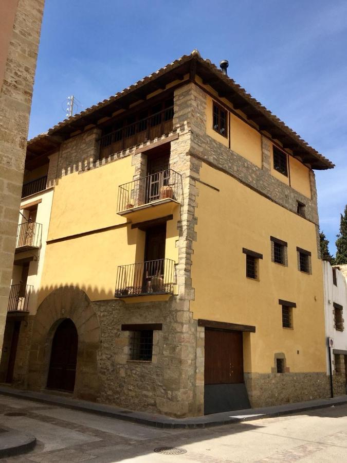 La Casa Amarilla Villa Rubielos De Mora Luaran gambar