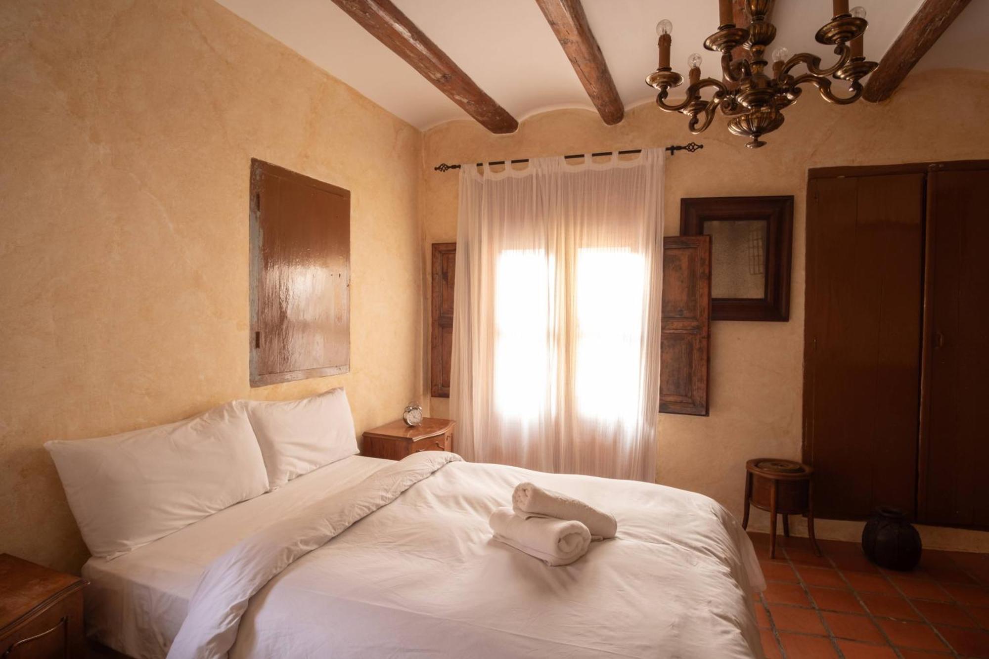 La Casa Amarilla Villa Rubielos De Mora Luaran gambar