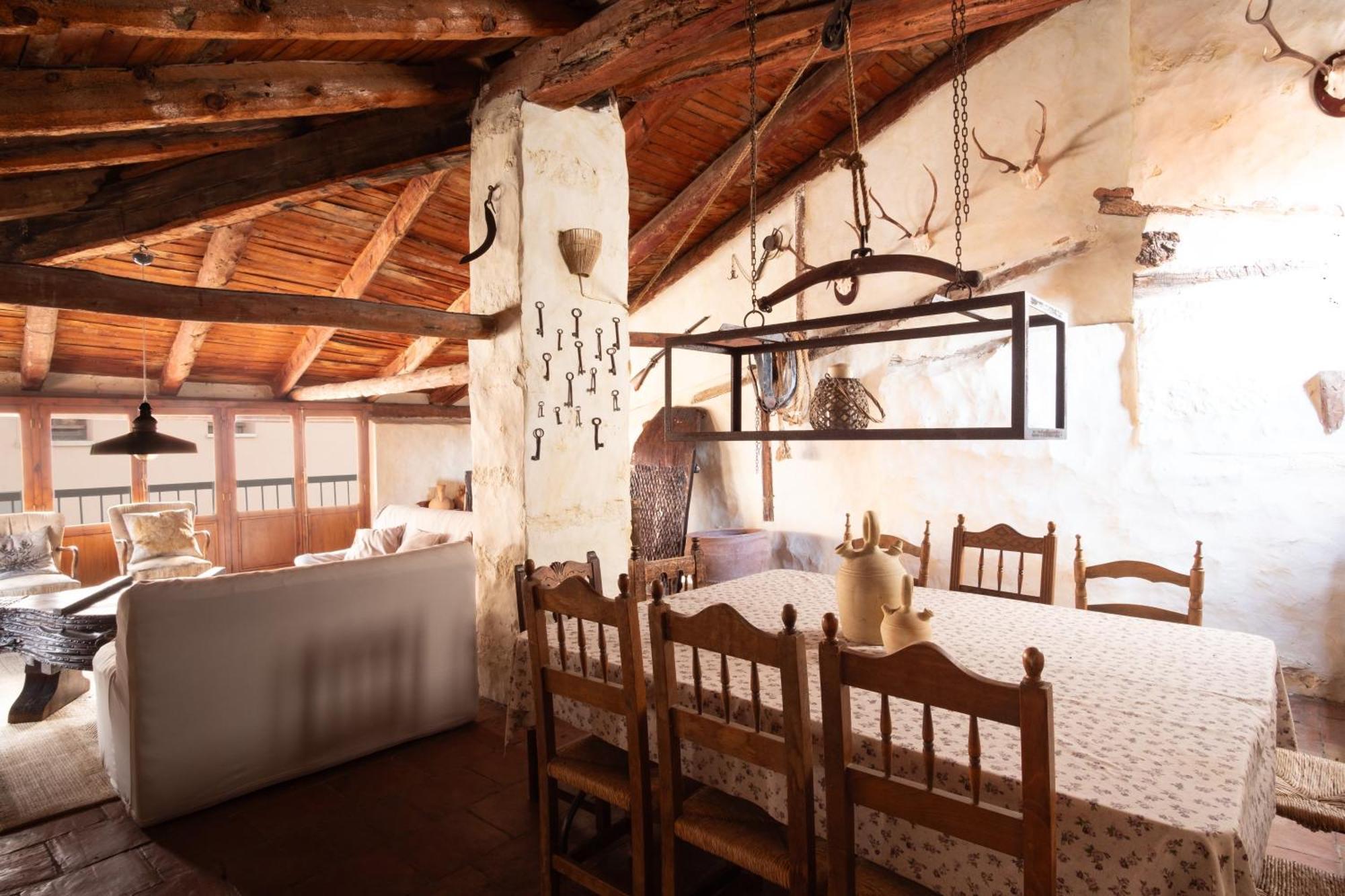 La Casa Amarilla Villa Rubielos De Mora Luaran gambar